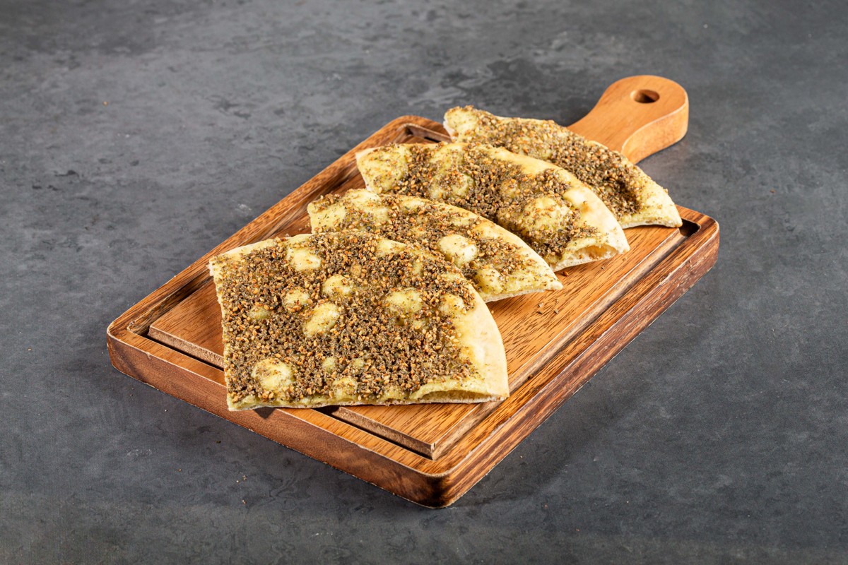 Zaatar manakish
