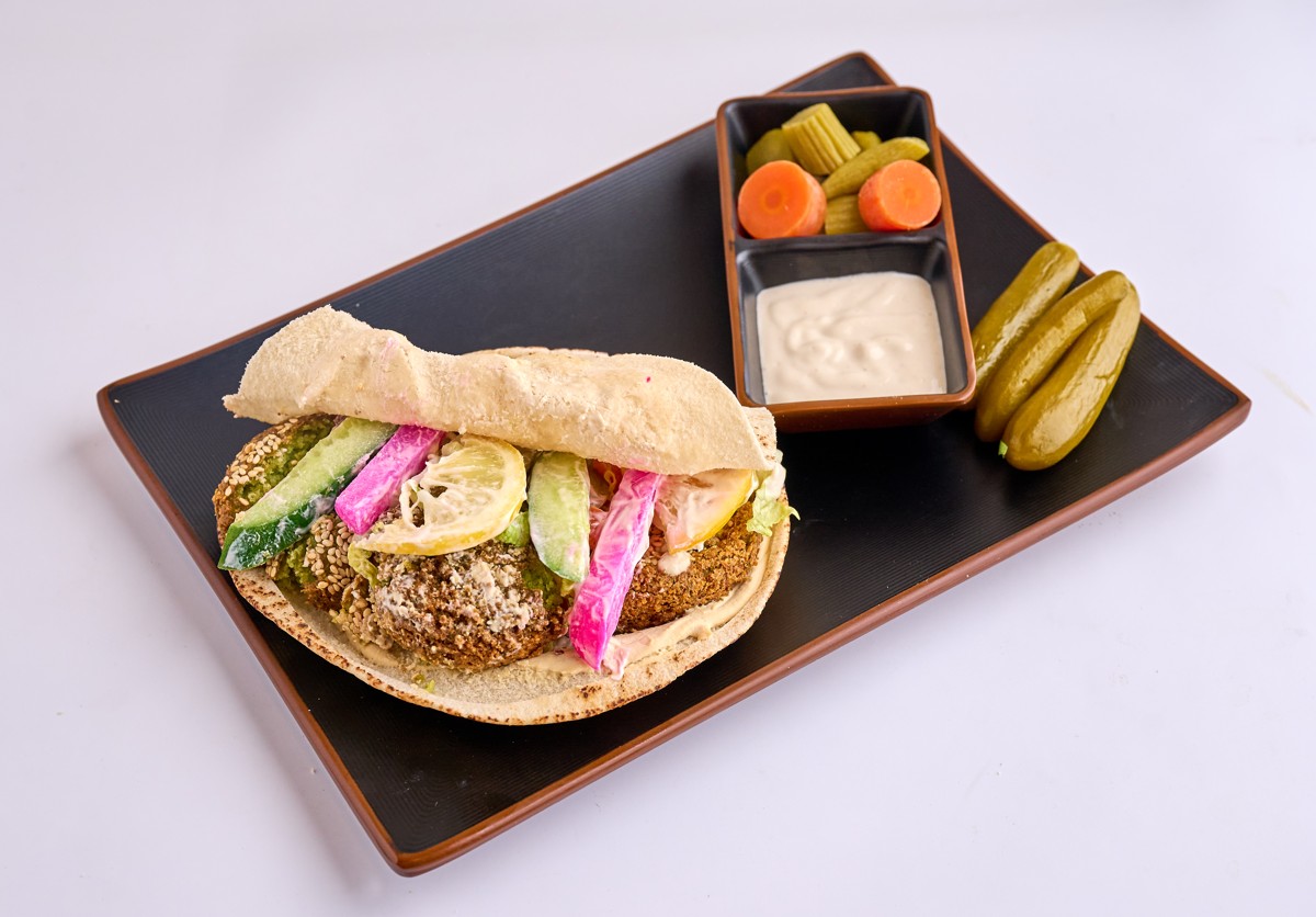 Falafel sandwich in kamaj bread